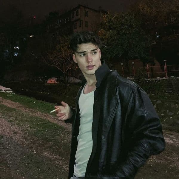 کاور اهنگ Animals Slowed