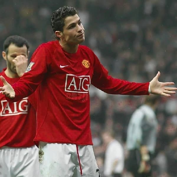 کاور اهنگ AURA از Ogryzek