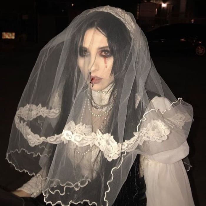 کاور اهنگ Crazy Girls از TOOPOOR