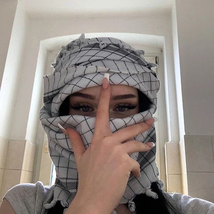 کاور اهنگ Habibi از Ricky Rich