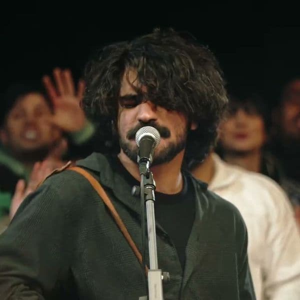 کاور اهنگ هزار و یک شب از عرفان طهماسبی