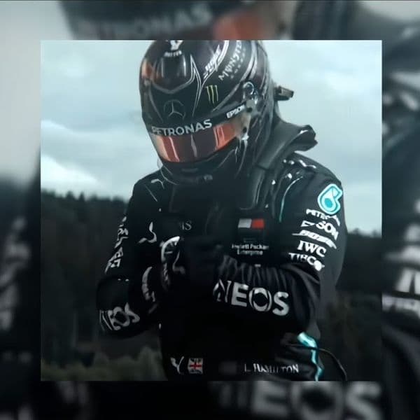 کاور اهنگ Ultra Vuk از Trashxrl