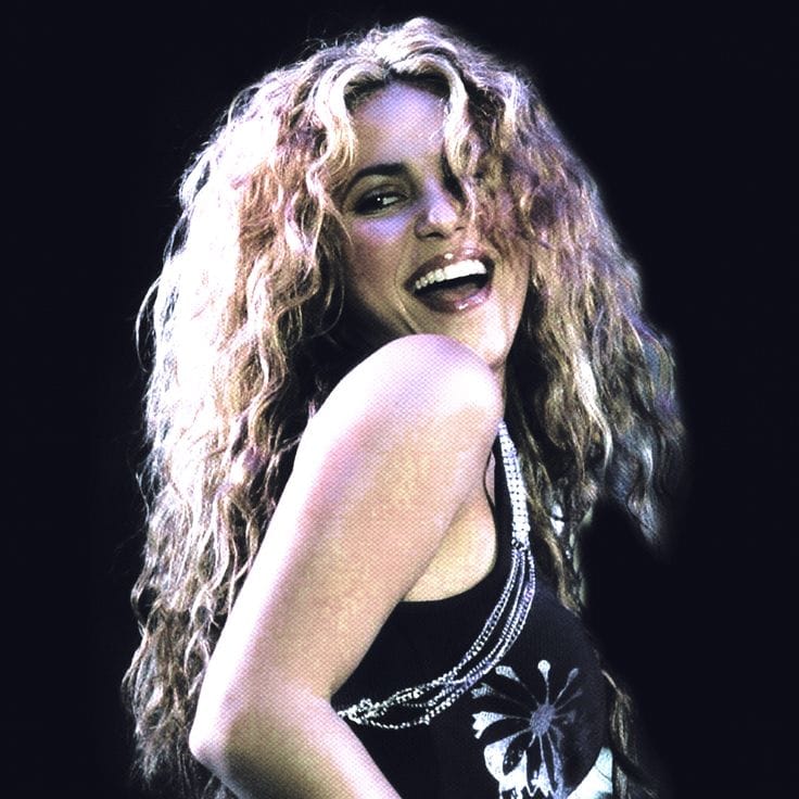کاور اهنگ Hips Don't Lie ...